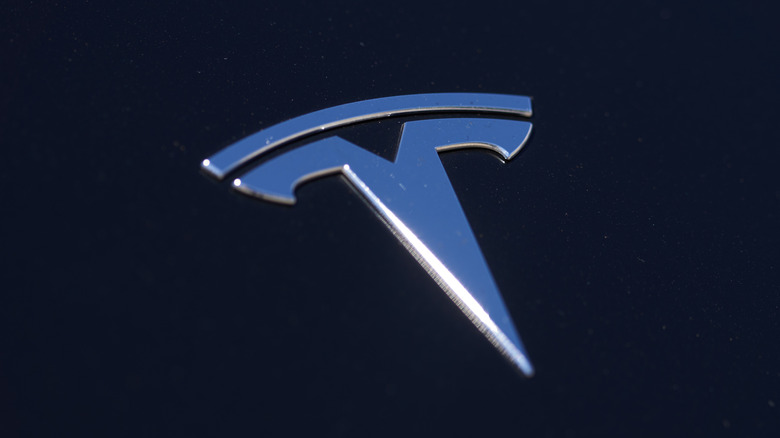 Tesla car logo