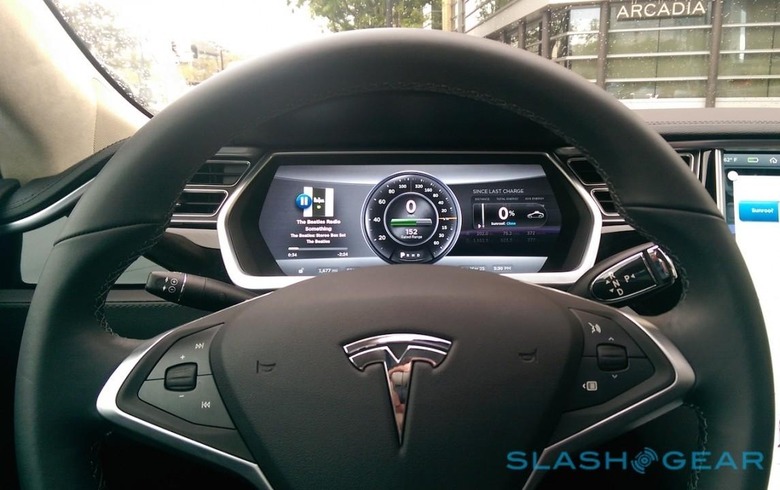 tesla-model-s-wheel