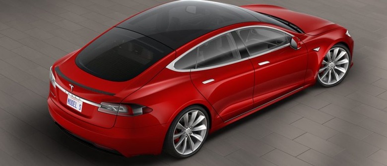 Tesla Model S now has an all-glass roof option
