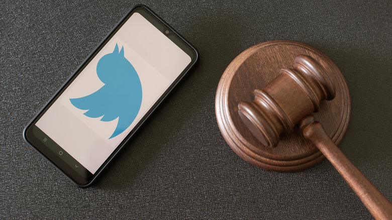 Twitter lawsuit gavel