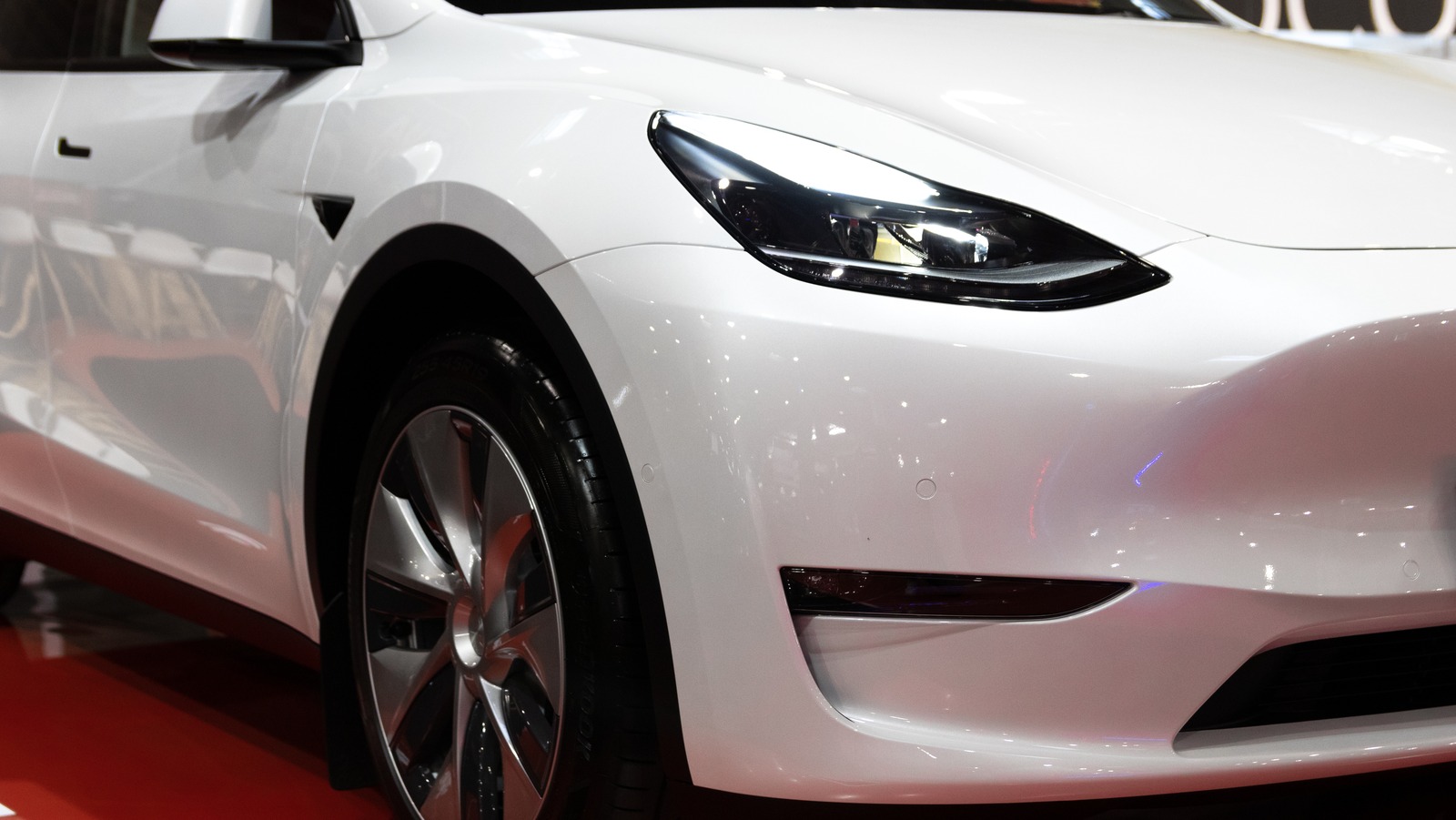 Tesla 'phantom braking' more common than previously reported