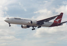 Qantas 767