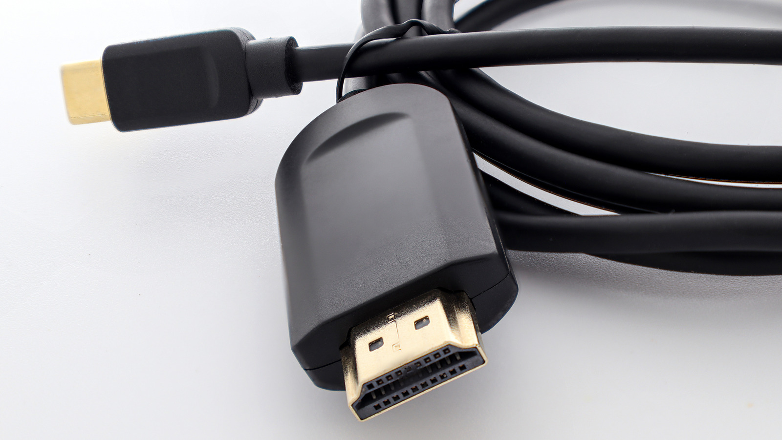 DisplayPort vs HDMI: Choosing the Right One for Your Needs - Anker US