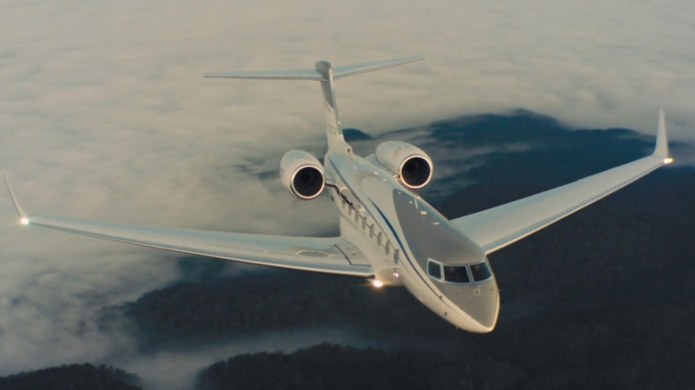 Gulfstream G650ER mid-flight