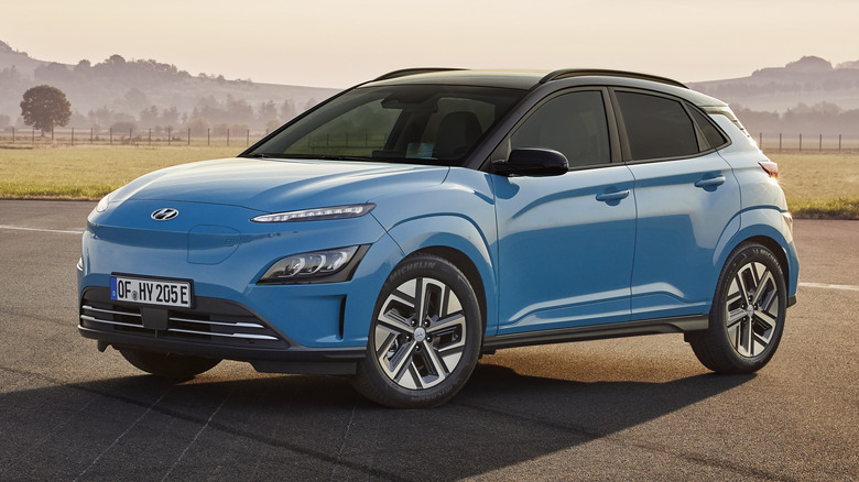 Hyundai Kona Electric in blue