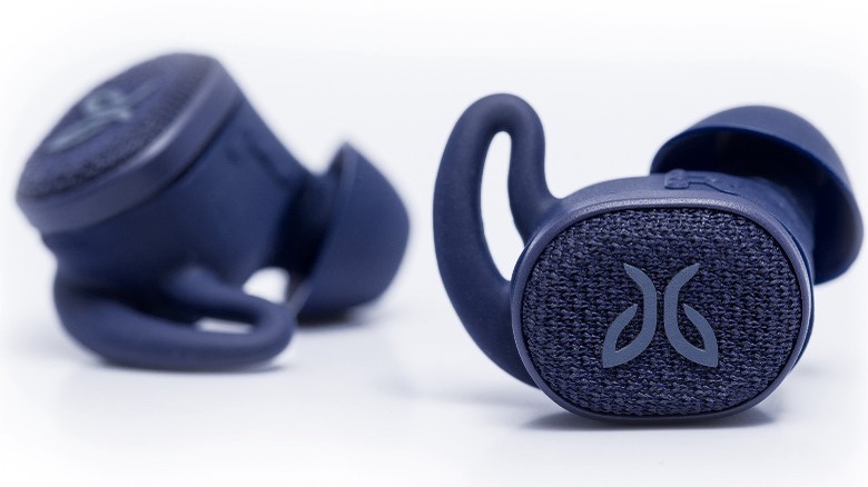 Jaybird Vista 2 earbuds