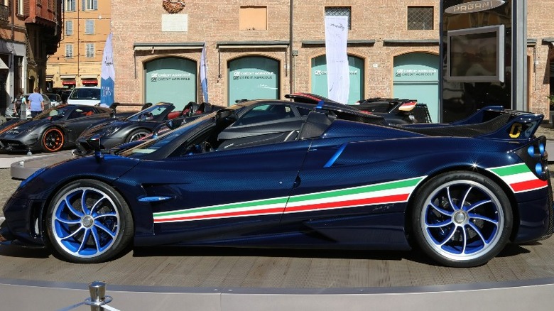 Pagani Huayra Tricolore with Italian flag colors on the side