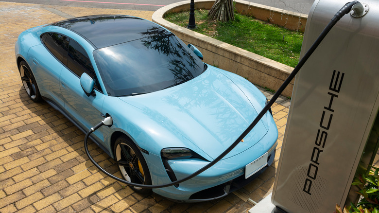 Porsche Taycan