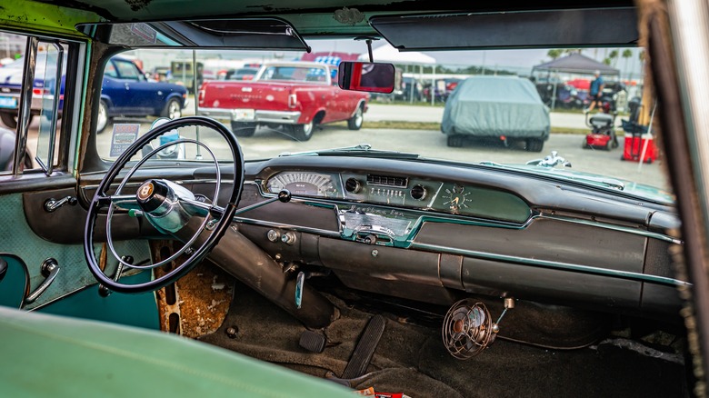 Nash Ambassador interior