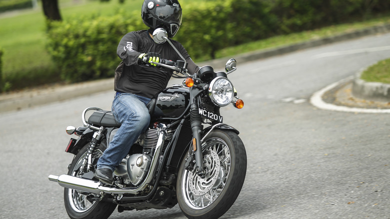 A modern Triumph Bonneville