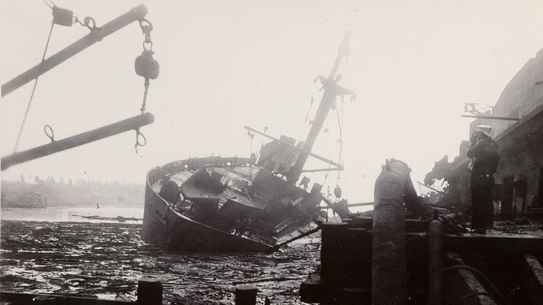 Boat run aground after Texas City Disaster