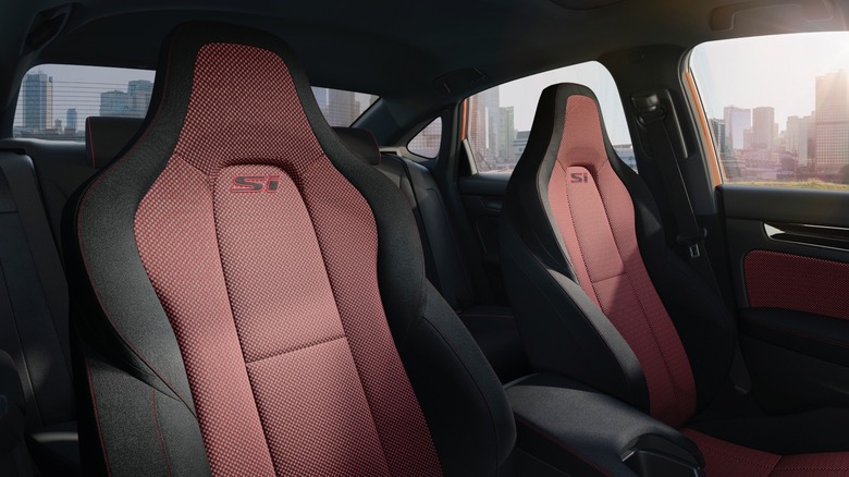 2022 Honda Civic Si interior