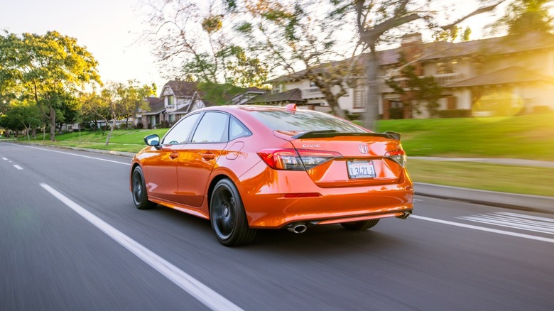 2022 Honda Civic Si rear view