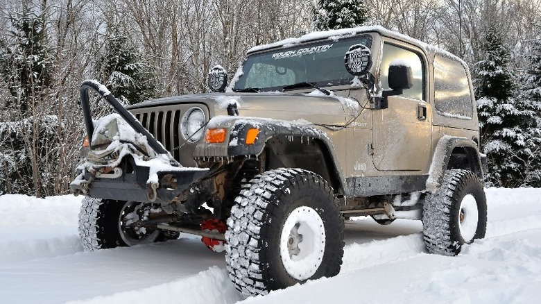 1997-2006 Wrangler TJ in the snow