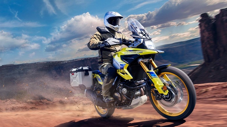 A Suzuki V-Strom 1050DE Adventure outdoors