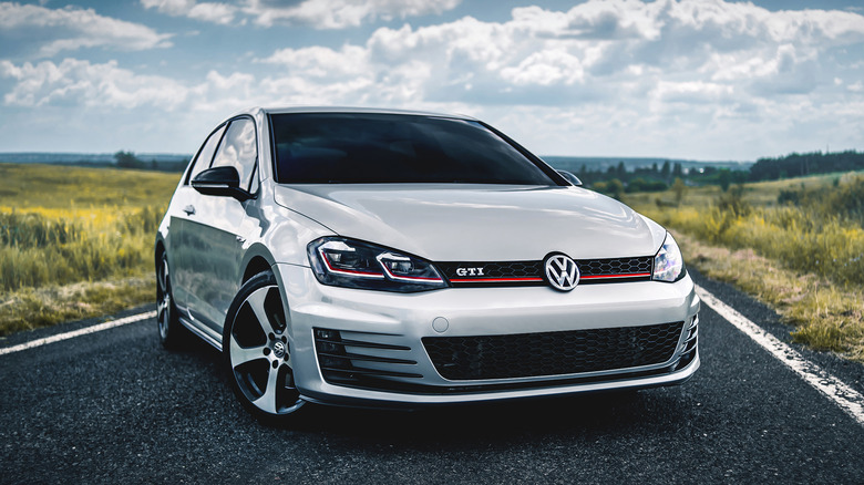 Volkswagen Golf GTI pictured in Ukraine