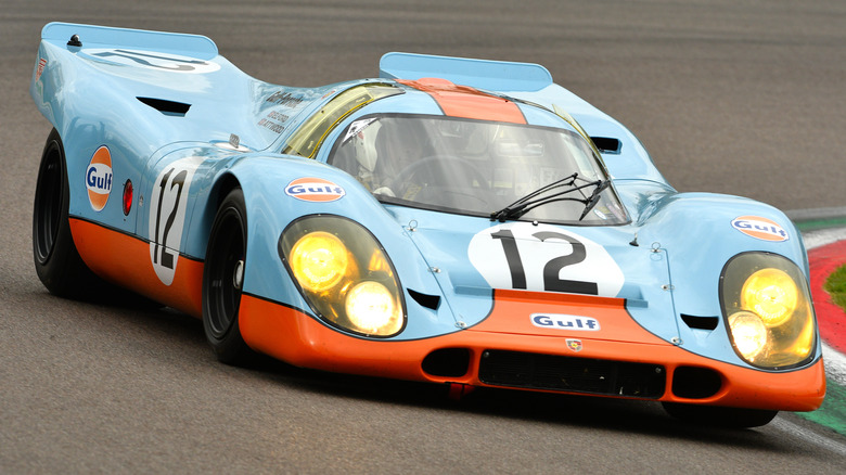 Porsche 917 cornering at speed