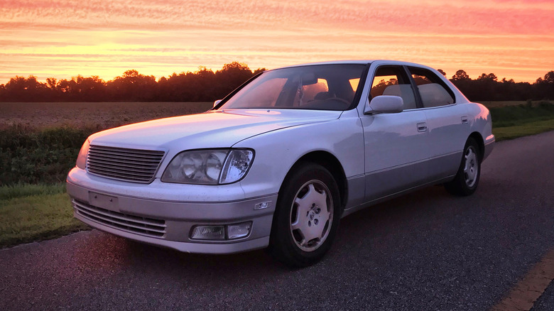 Lexus LS400