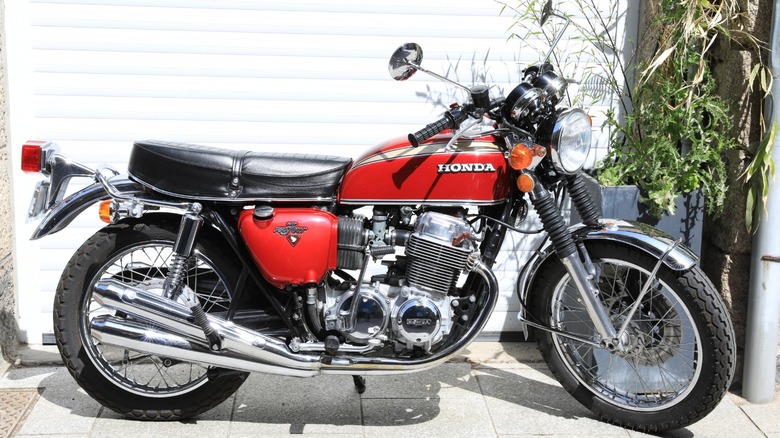 Honda CB750 FOUR