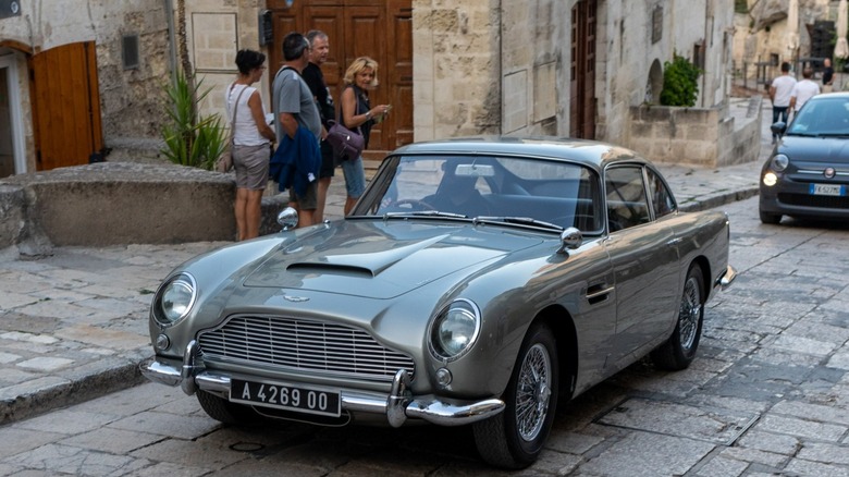 Aston Martin DB5 in Europe