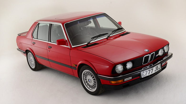 BMW E28 M5