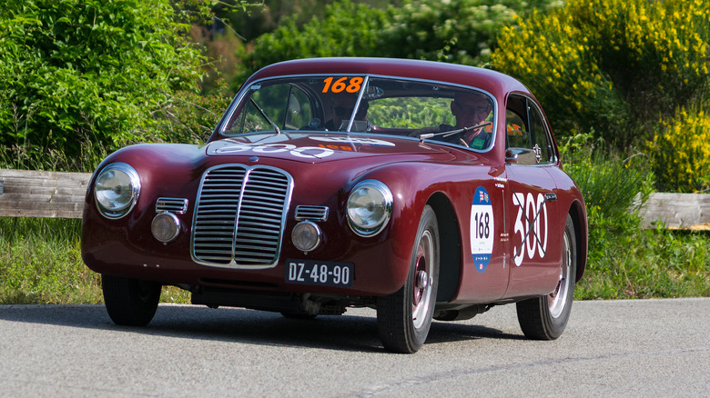 Maserati A6 1500 driving