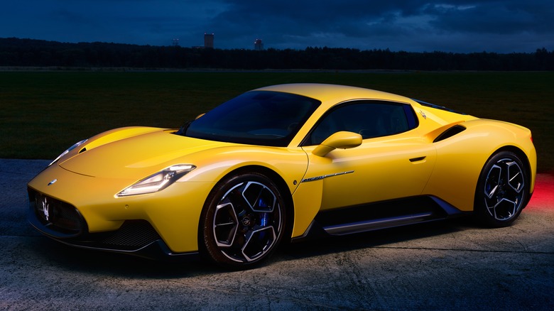 Maserati MC20 at night