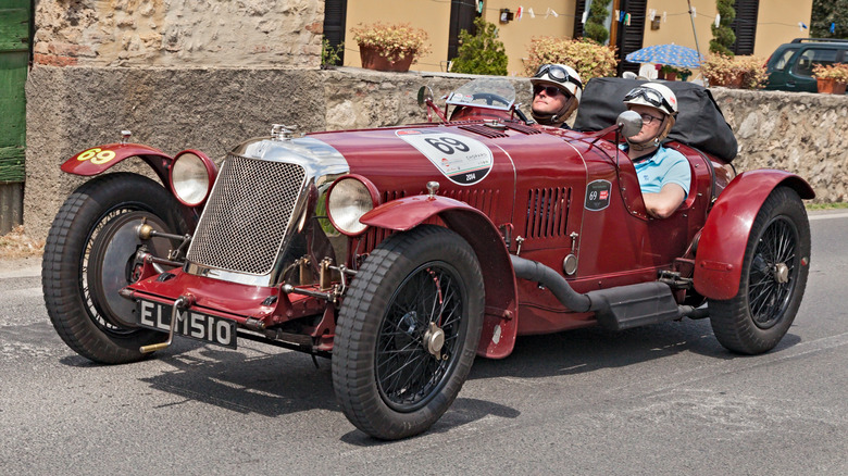 Maserati Tipo 26 on the road
