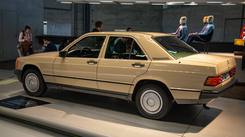 190E