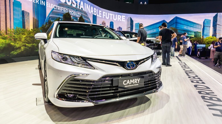 2023 toyota camry