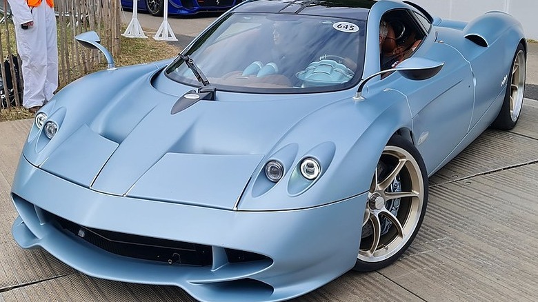 The Pagani Huayra Codalunga