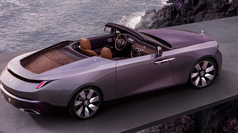A Rolls-Royce Droptail