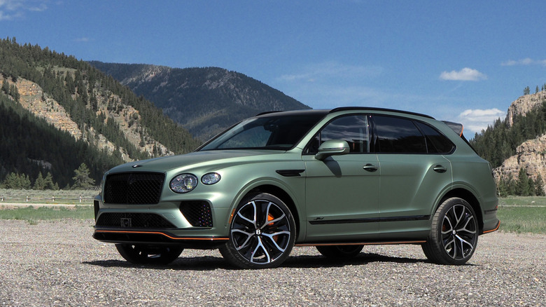 2026 Bentayga Speed parked in front of mountains