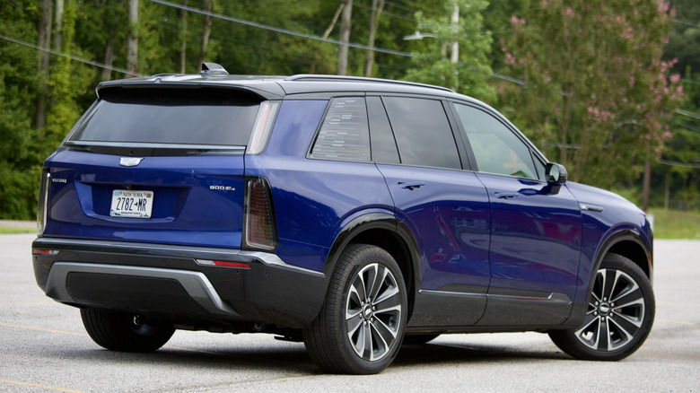 2026 Cadillac Vistiq rear 3/4 view