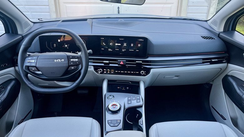 2026 Kia Sportage Hybrid interior