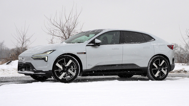 2026 Polestar 4 front