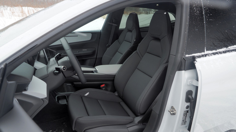 2026 Polestar 4 front seats