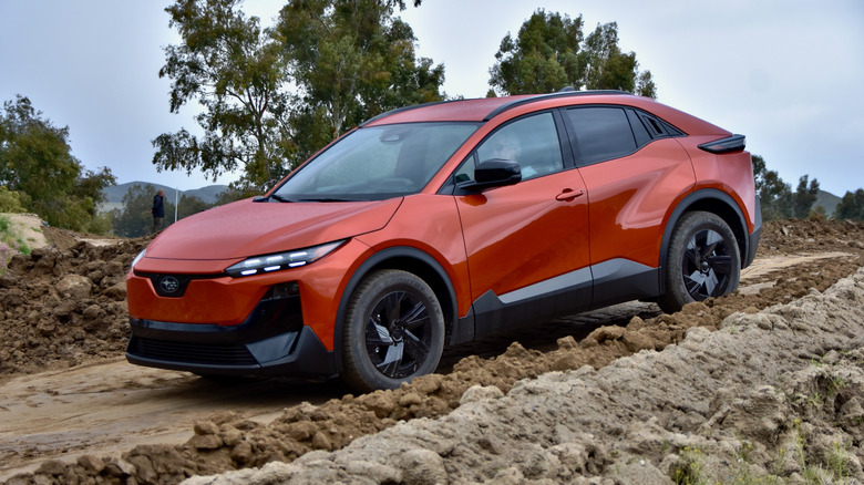 2026 Subaru Uncharted front quarter view.