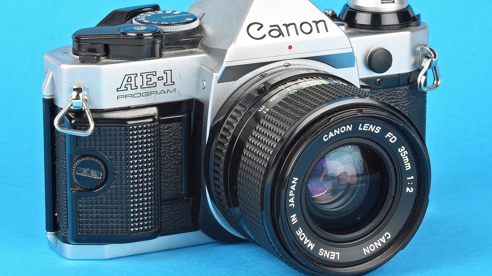 The 4 Best Canon Film Cameras For Beginner Photographers