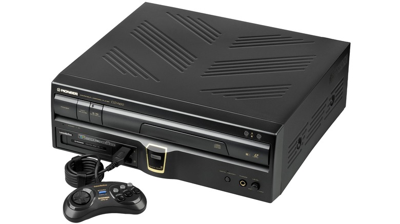 The Pioneer LaserActive and its controller