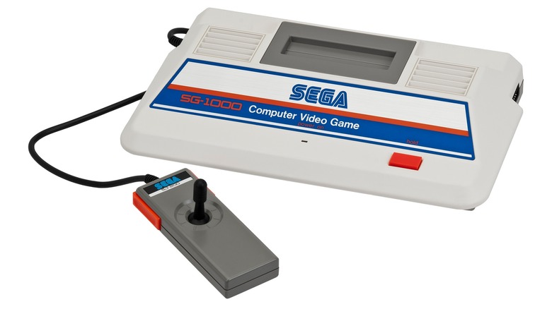 The Sega SG-1000 console and controller
