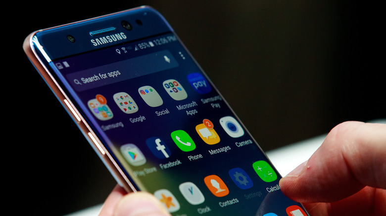 A bunch of recalled Samsung Galaxy Note 7s