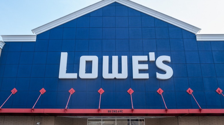 lowe's storefront