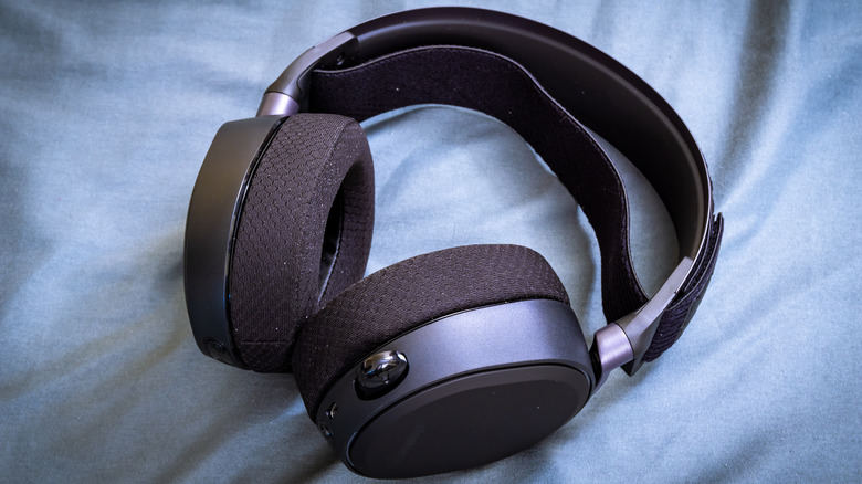 SteelSeries headphones