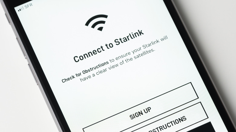 phone with starlink connection screen
