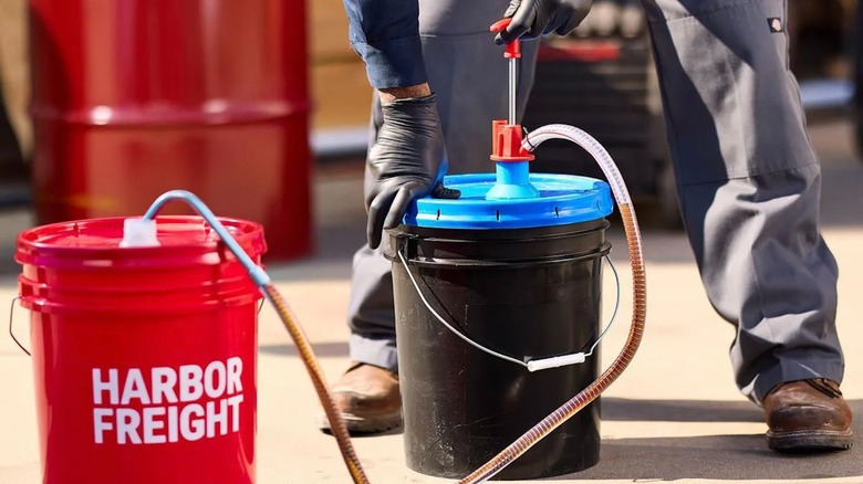 Pittsburgh 5-Gallon Pail Pump in use