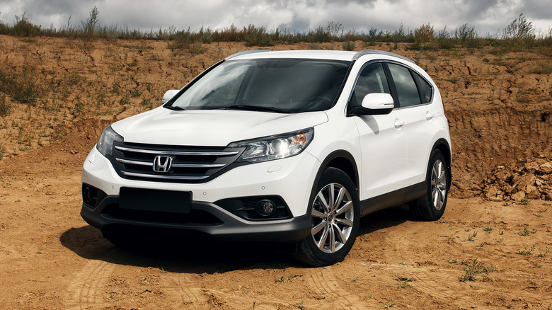 CR-V in the middle of desert