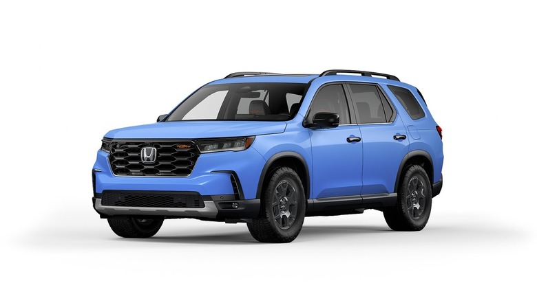 Honda Pilot front 3/4
