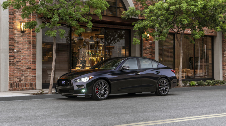 Infiniti Q50 front 3/4