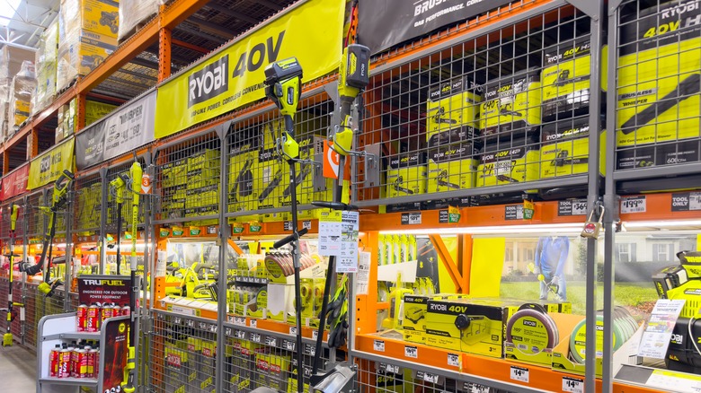 ryobi power tool display